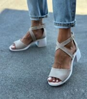 Chloe - Зображення 4