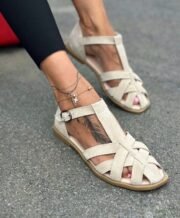 Laura - Зображення 26