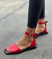 Sarah - Зображення 4