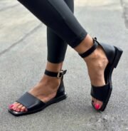 Sarah - Зображення 3