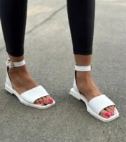 Sarah - Зображення 2