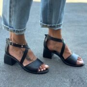 Chloe - Зображення 4